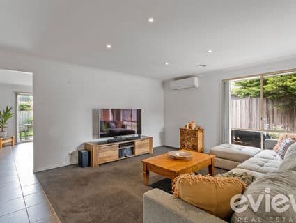 2/74 Wells Road, Seaford, VIC, 3198, Seaford - Thumbnail 2