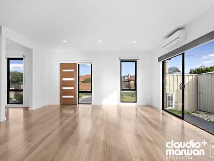 404, Glenroy - Thumbnail 2
