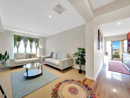 4 Uralla Street, Manor Lakes, VIC, 3024, Manor Lakes - Thumbnail 3