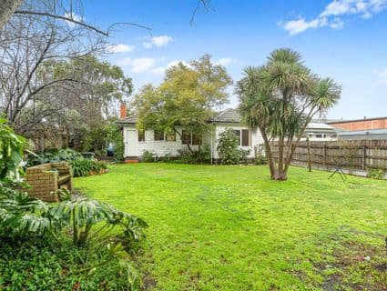 4 Wise Avenue, Seaford, VIC, 3198, Seaford - Thumbnail 2