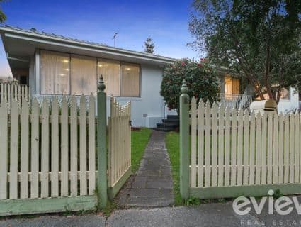8B Berberis Crescent, Frankston, VIC, 3199, Frankston - Thumbnail 2