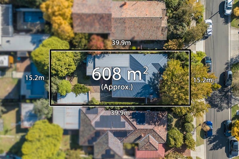 27 Williamson Avenue, Strathmore - Image 1