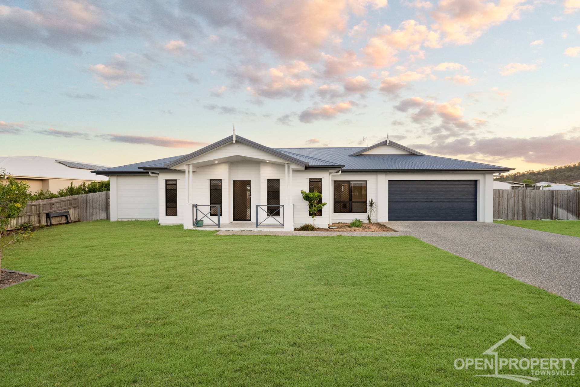 19 Seafarers Way, Jensen QLD, Jensen - Thumbnail 2