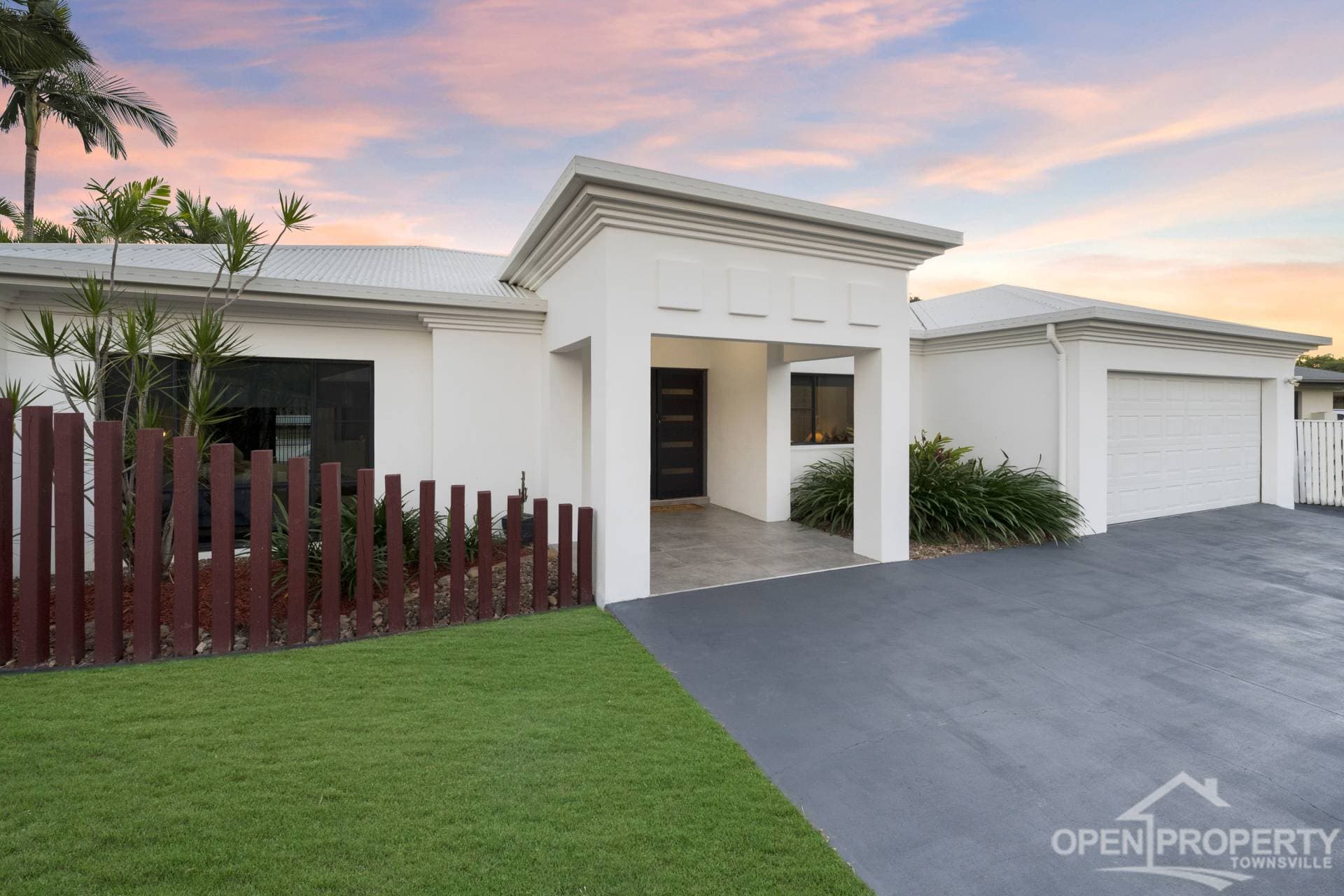 7 Bronte Ct, Bushland Beach QLD, Bushland Beach - Thumbnail 2