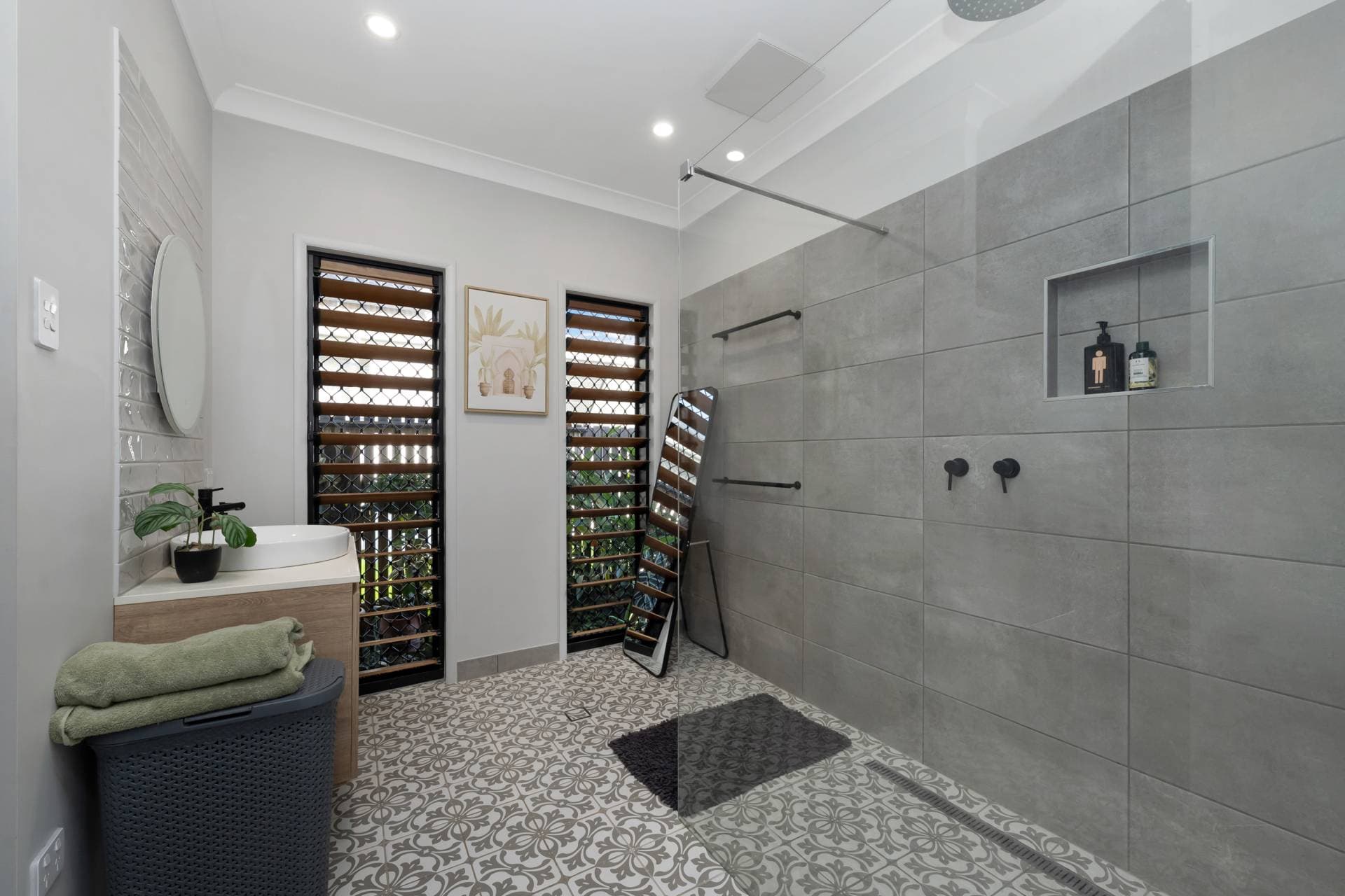 106 Greater Ascot Ave, Shaw QLD, Shaw - Thumbnail 5