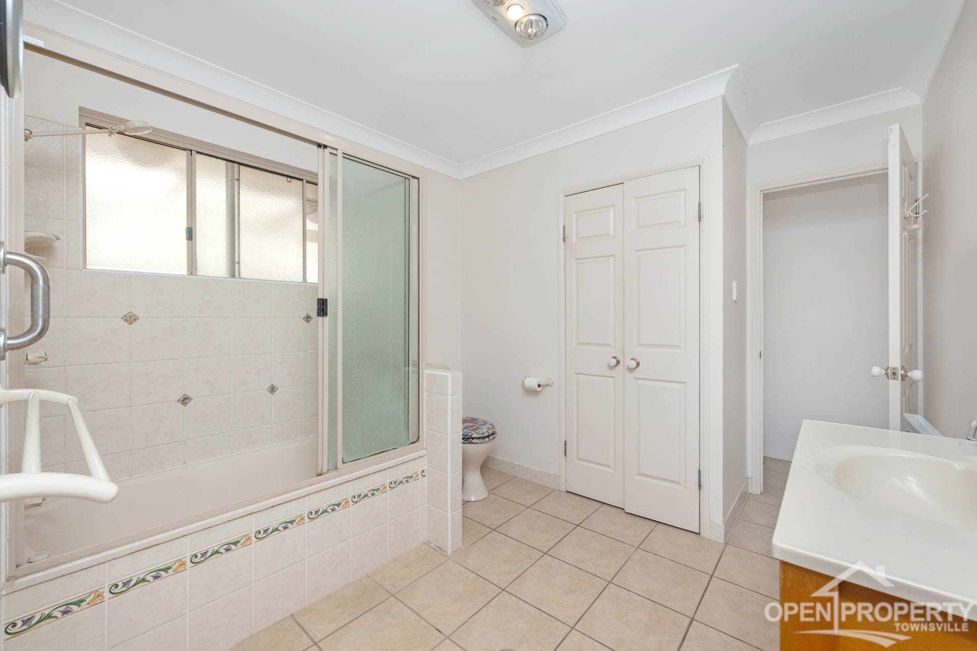 5 Carpenteria Cl, Kirwan QLD, Kirwan - Thumbnail 7