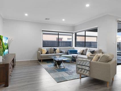 404, Manor Lakes - Thumbnail 8