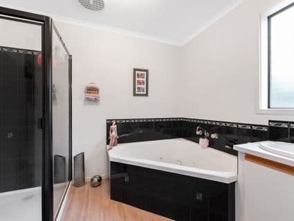 18 Benor Court, Pakenham, VIC, 3810, Pakenham - Thumbnail 8
