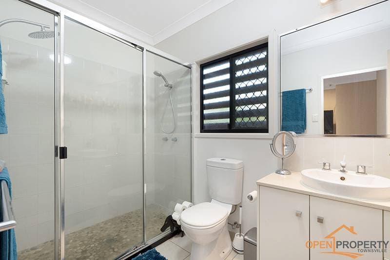 5 Harrier Ct, Bushland Beach QLD, Bushland Beach - Thumbnail 7