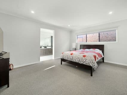 404, Manor Lakes - Thumbnail 5