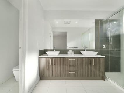 404, Manor Lakes - Thumbnail 6