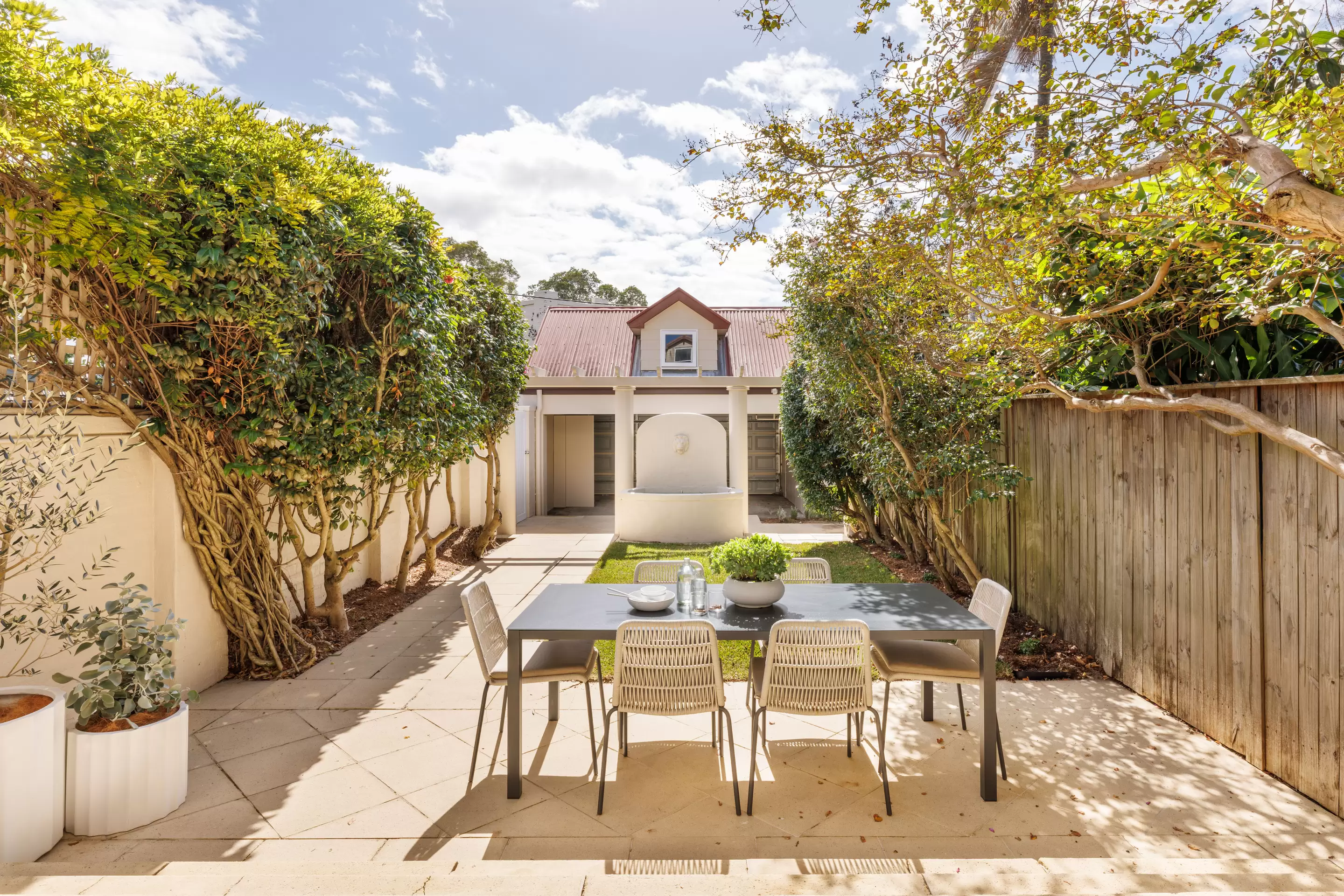 2 Woodstock Street, Bondi Junction, Bondi Junction - Thumbnail 2
