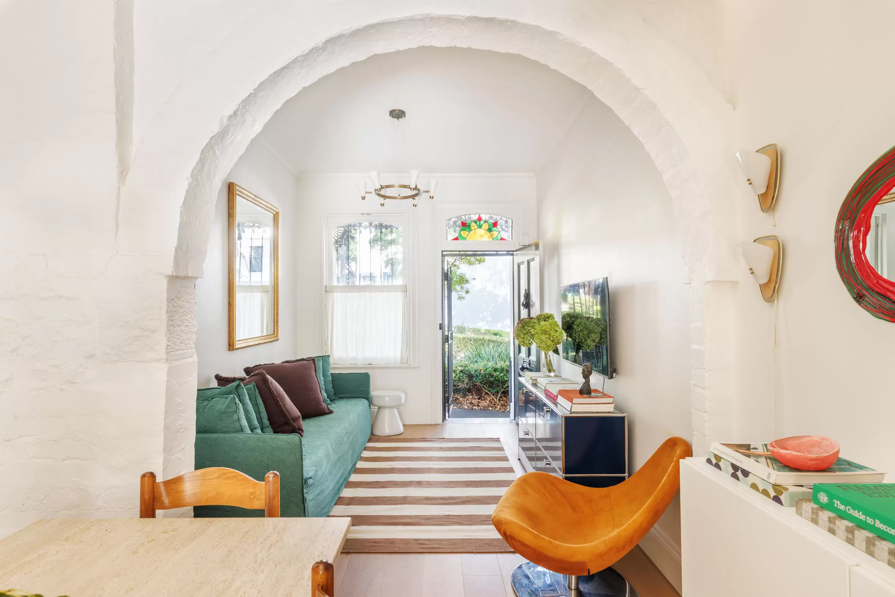 114 Sutherland Street, Paddington, Paddington - Thumbnail 2