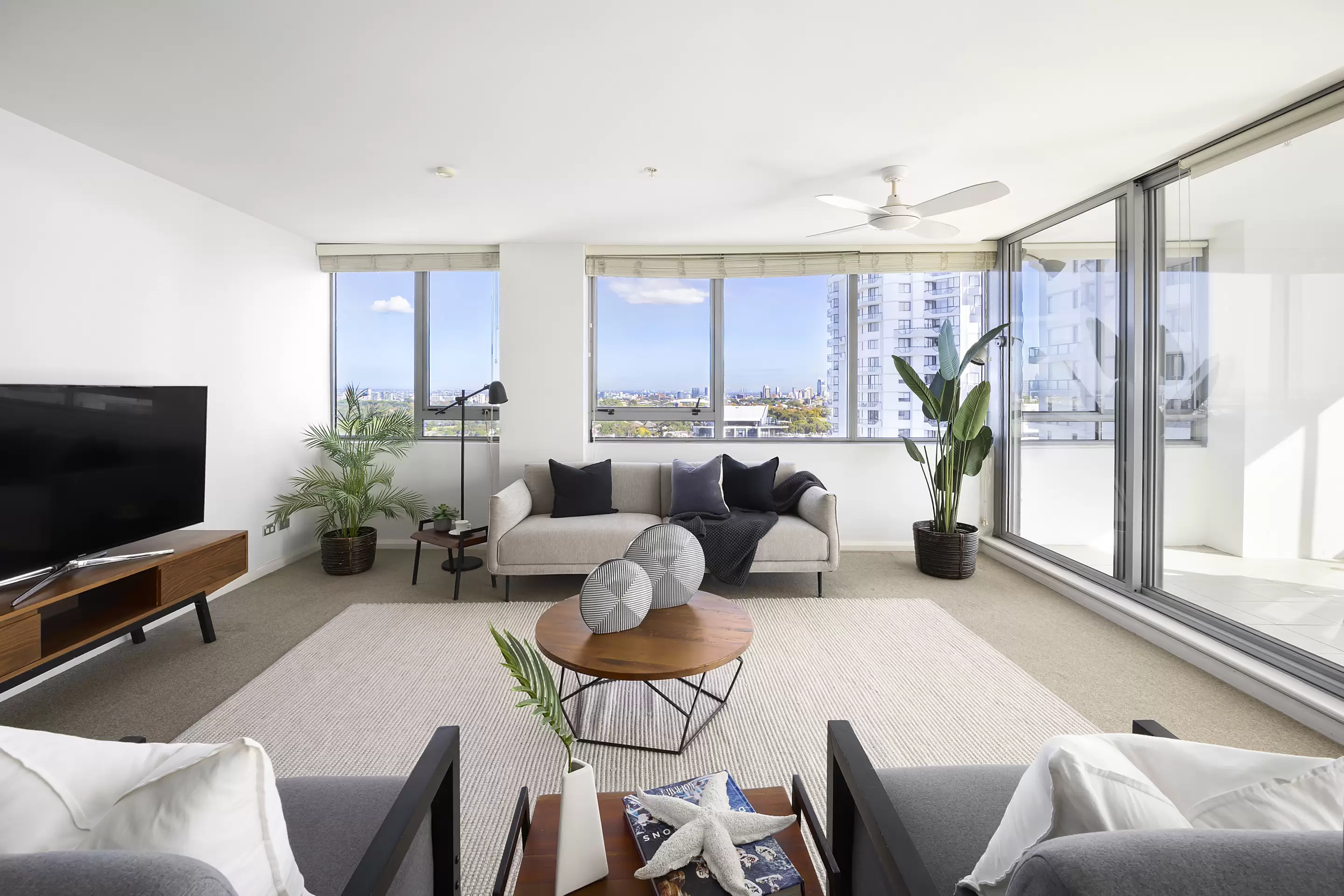 1503/80 Ebley Street, Bondi Junction, Bondi Junction - Thumbnail 3