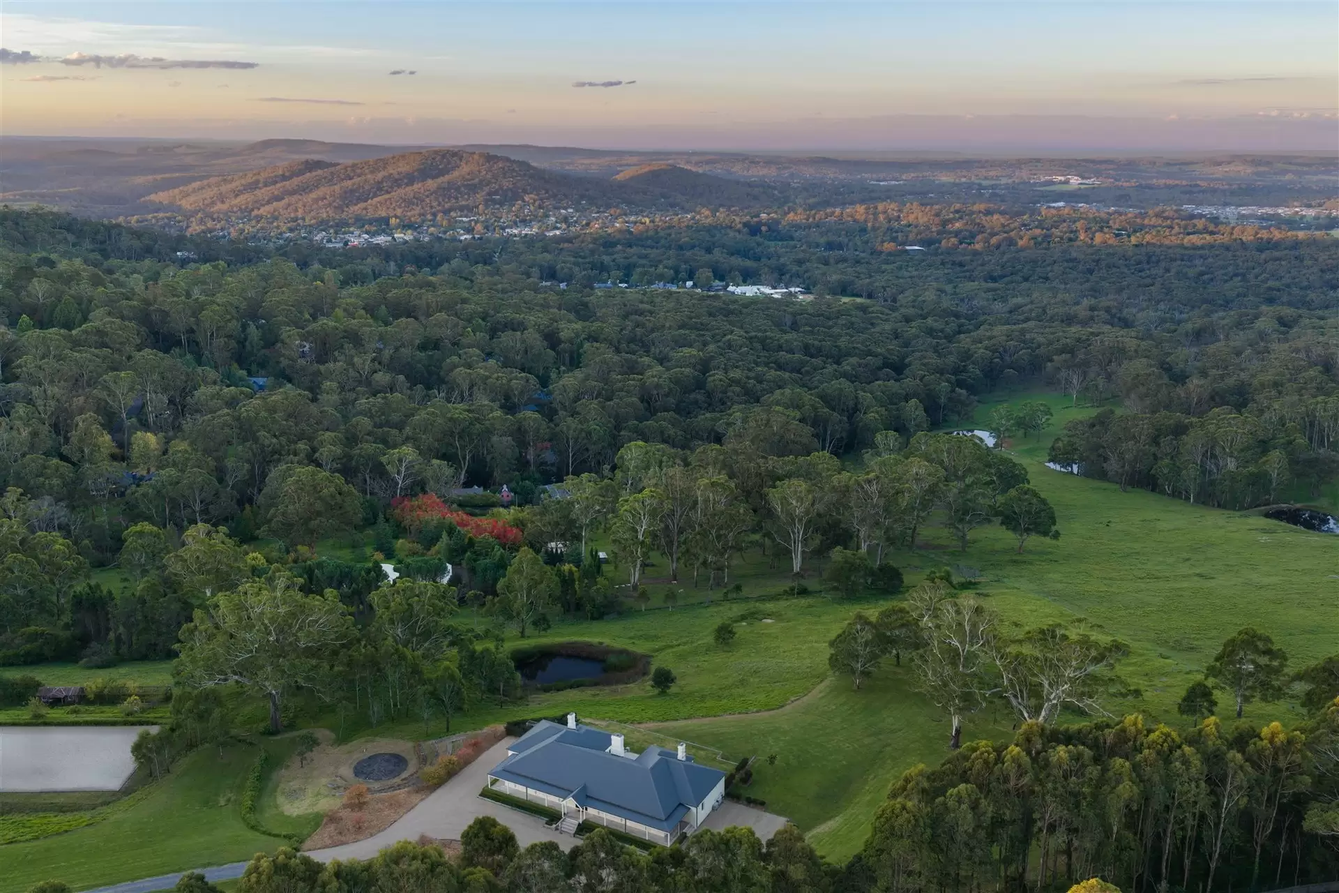 15 Gibraltar Road, Bowral, Bowral - Thumbnail 3