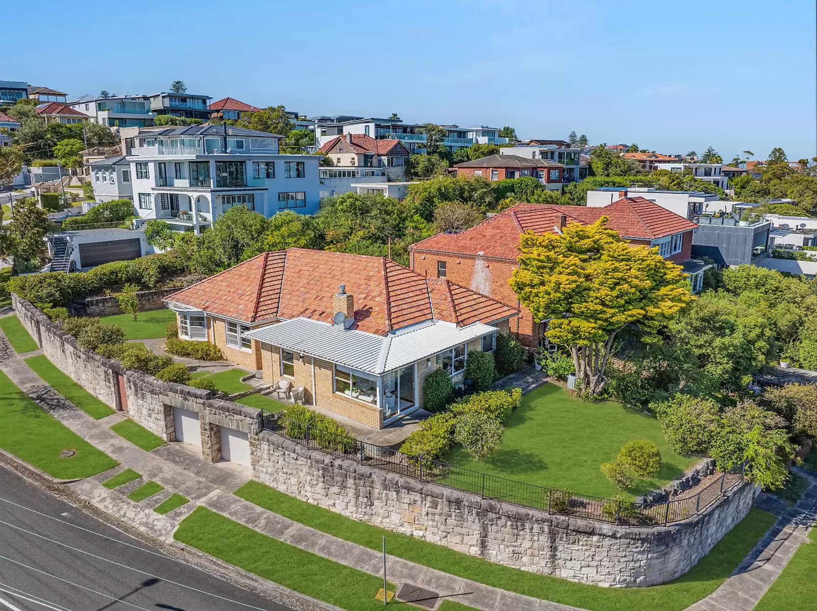9 Victory Street, Rose Bay, Rose Bay - Thumbnail 2