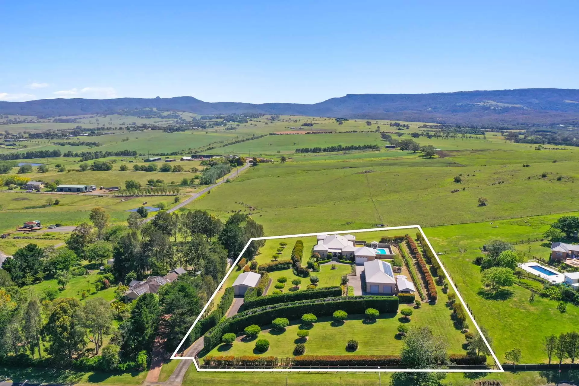 9 Corks Lane, Milton, Milton - Thumbnail 2
