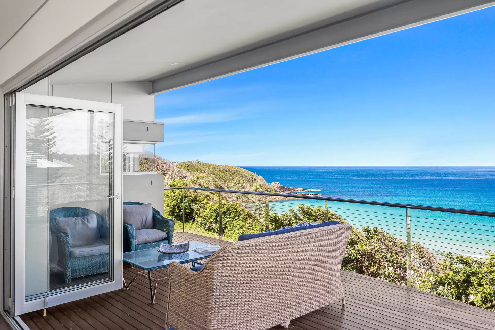 154 Mitchell Parade, Mollymook Beach, Mollymook Beach - Thumbnail 2