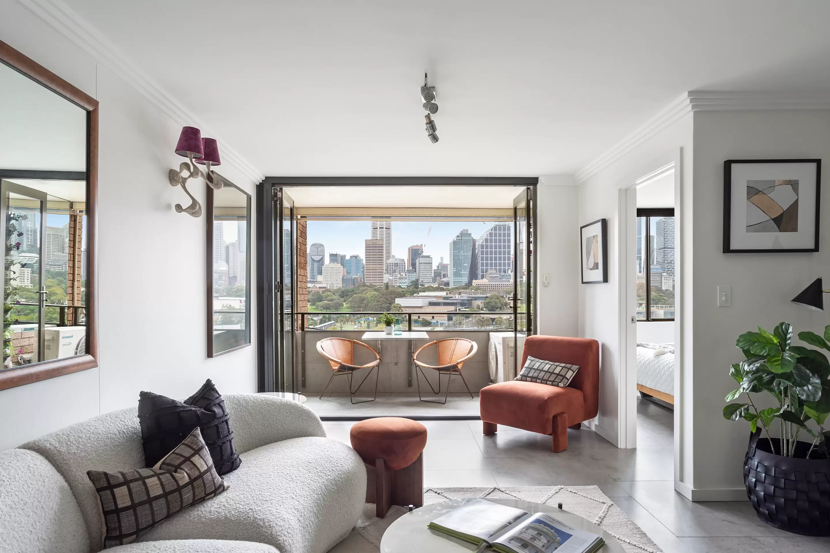 1215/73 Victoria Street, Potts Point, Potts Point - Thumbnail 4