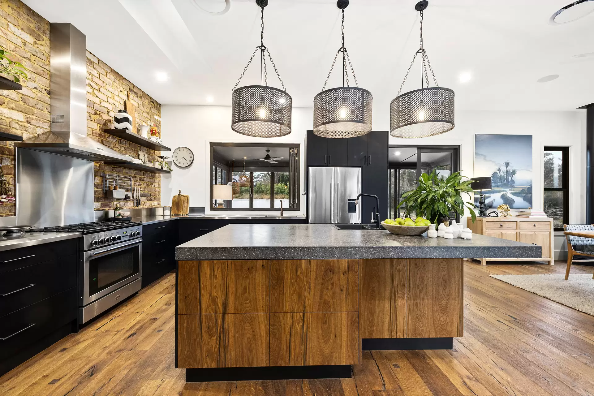 10 Bloomfield Close, Bowral, Bowral - Thumbnail 2