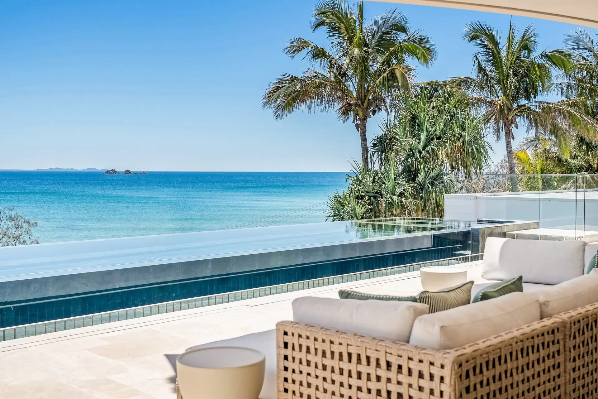 27 Marine Parade, Byron Bay, Byron Bay - Thumbnail 2