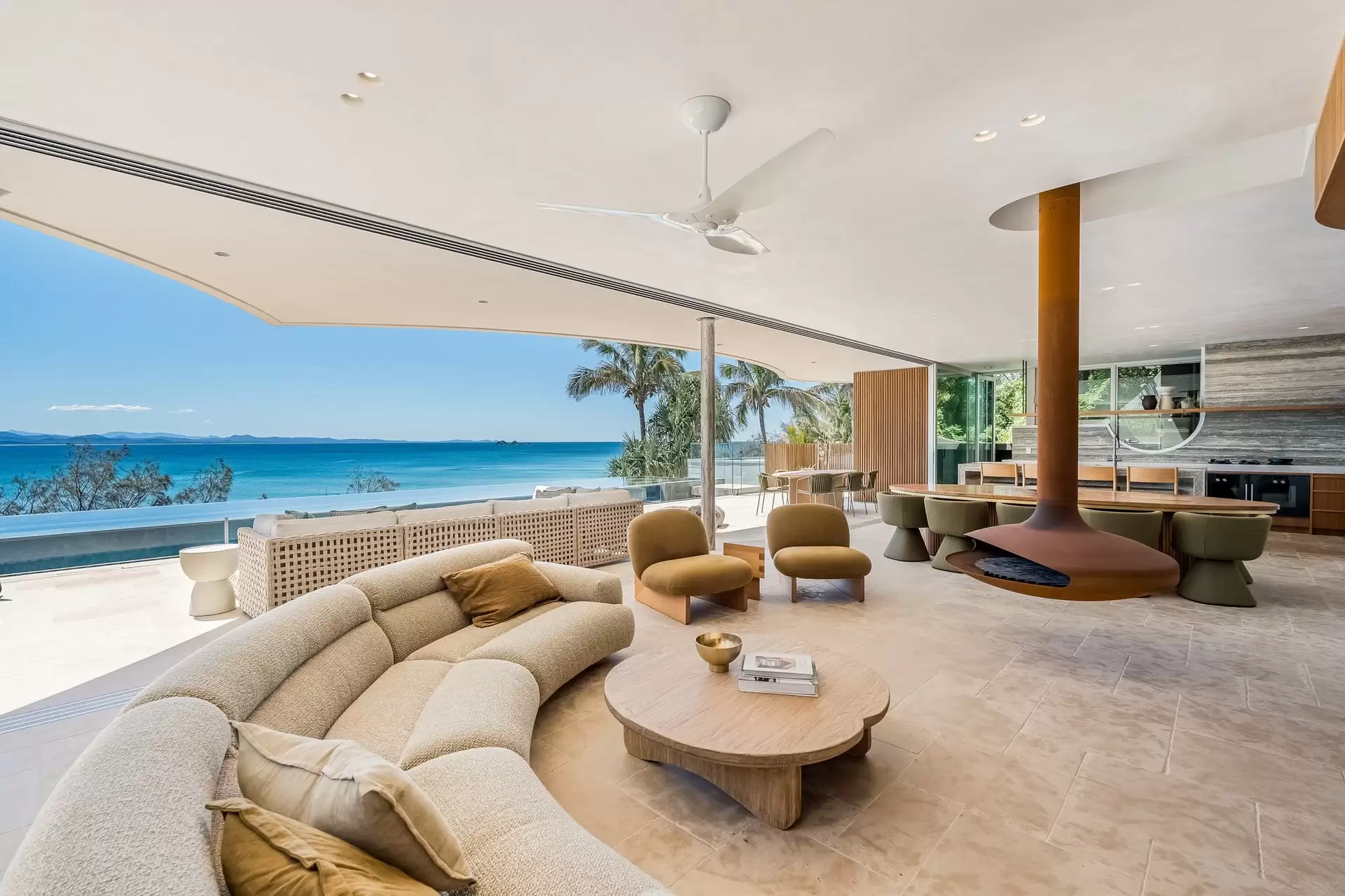 27 Marine Parade, Byron Bay, Byron Bay - Thumbnail 3