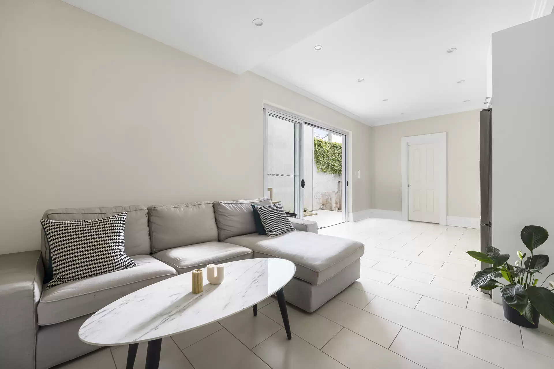 86 Denison Street, Bondi Junction, Bondi Junction - Thumbnail 5
