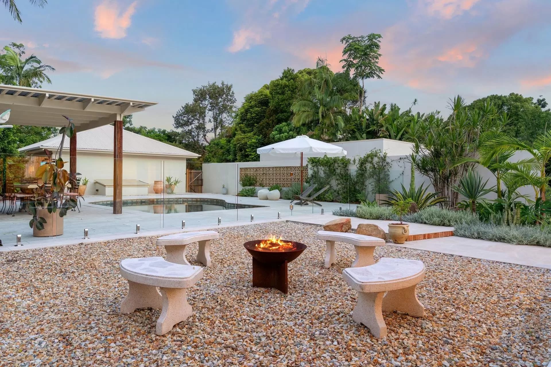 10 Roses Road, Federal, Federal - Thumbnail 2