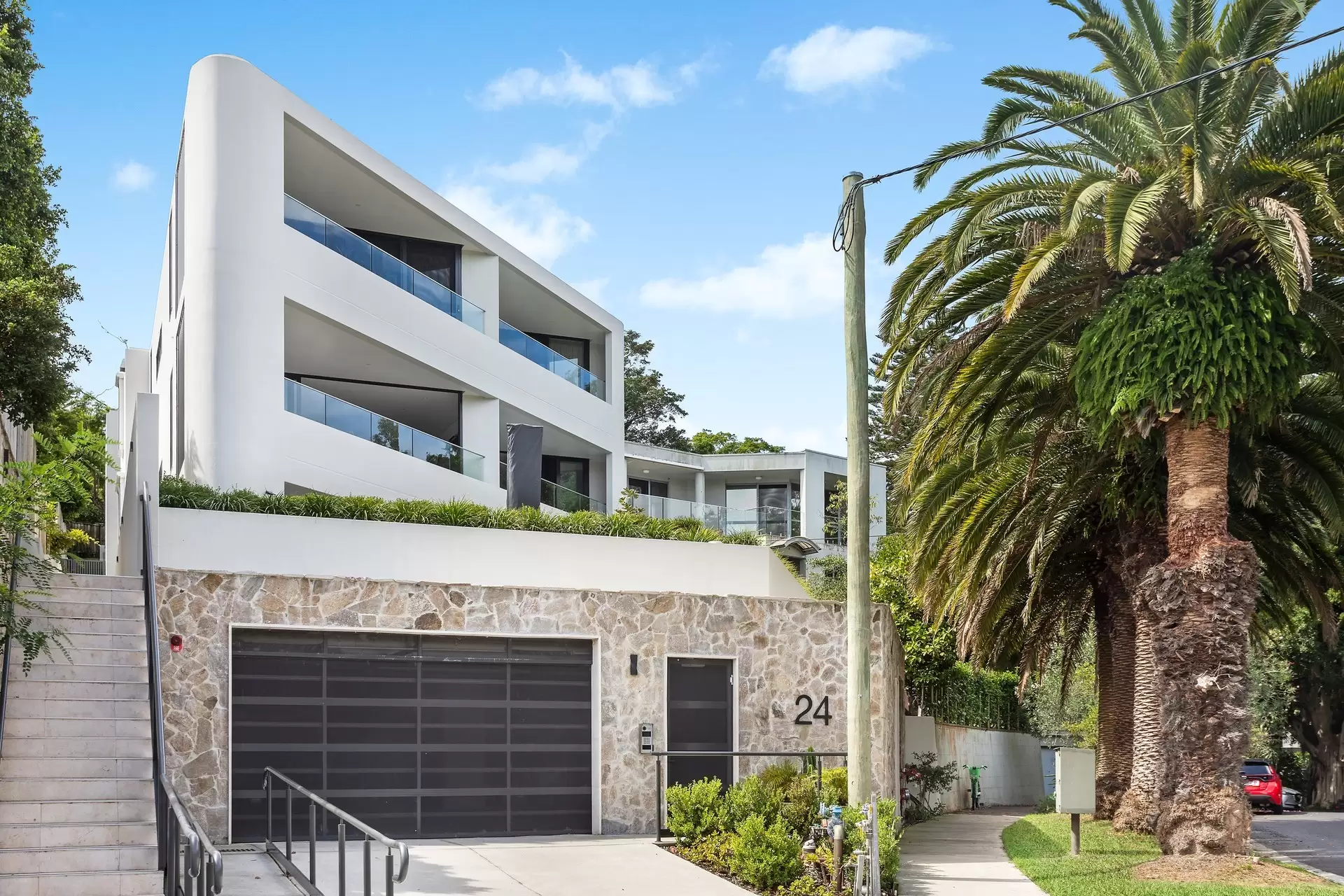 1/24 Northland Road, Bellevue Hill, Bellevue Hill - Image 1