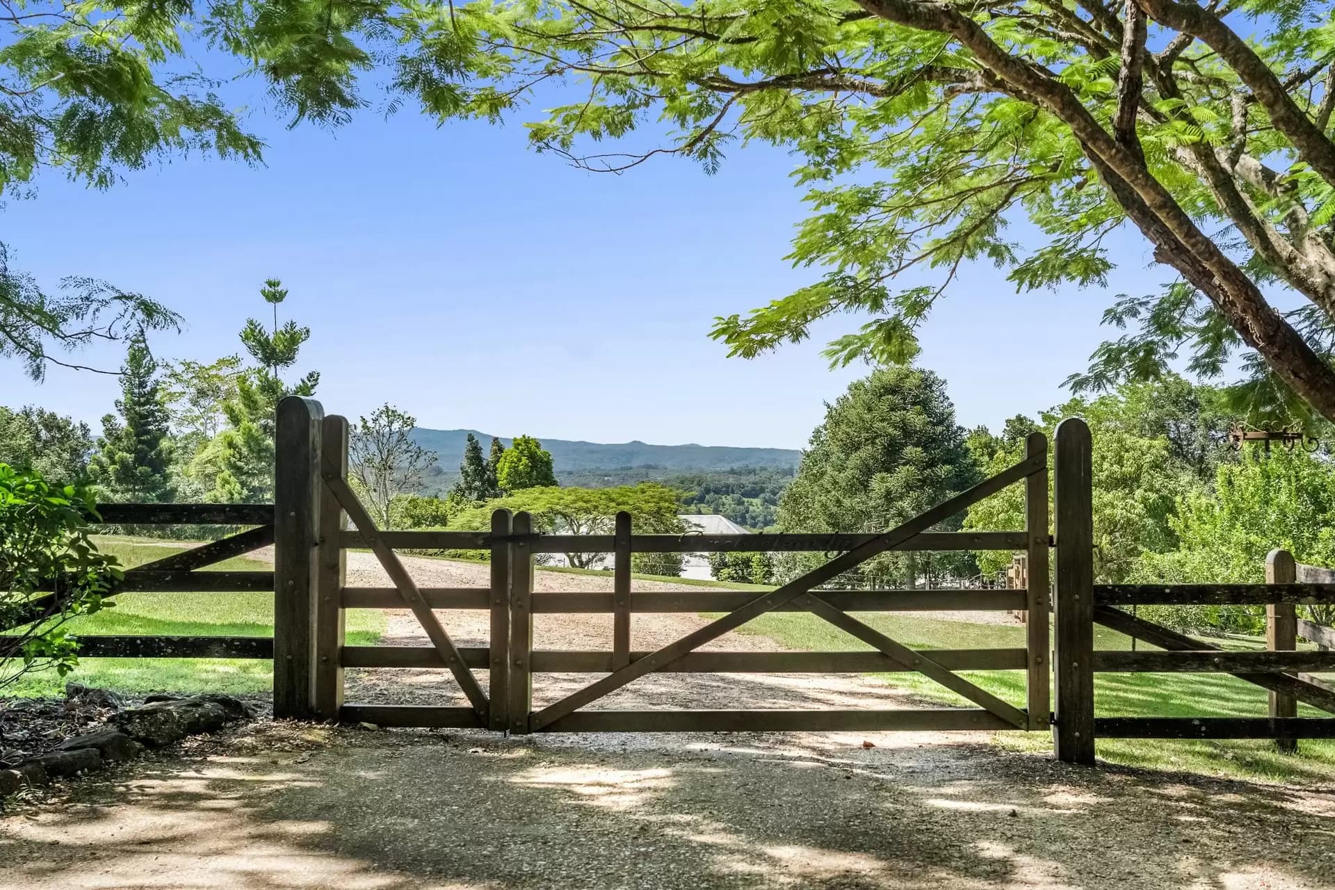 334 James Gibson Road, Clunes, Clunes - Thumbnail 2