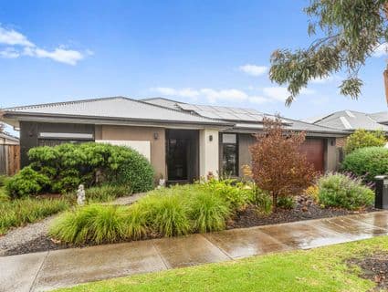 12 Canopy Grove, Cranbourne East, VIC, 3977, Cranbourne East - Thumbnail 2
