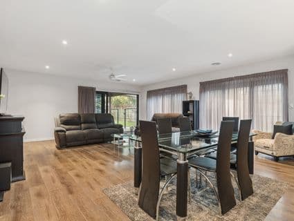 12 Canopy Grove, Cranbourne East, VIC, 3977, Cranbourne East - Thumbnail 3