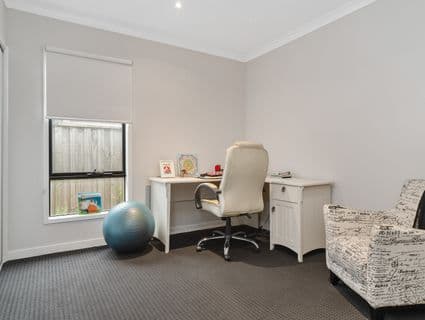 12 Canopy Grove, Cranbourne East, VIC, 3977, Cranbourne East - Thumbnail 5