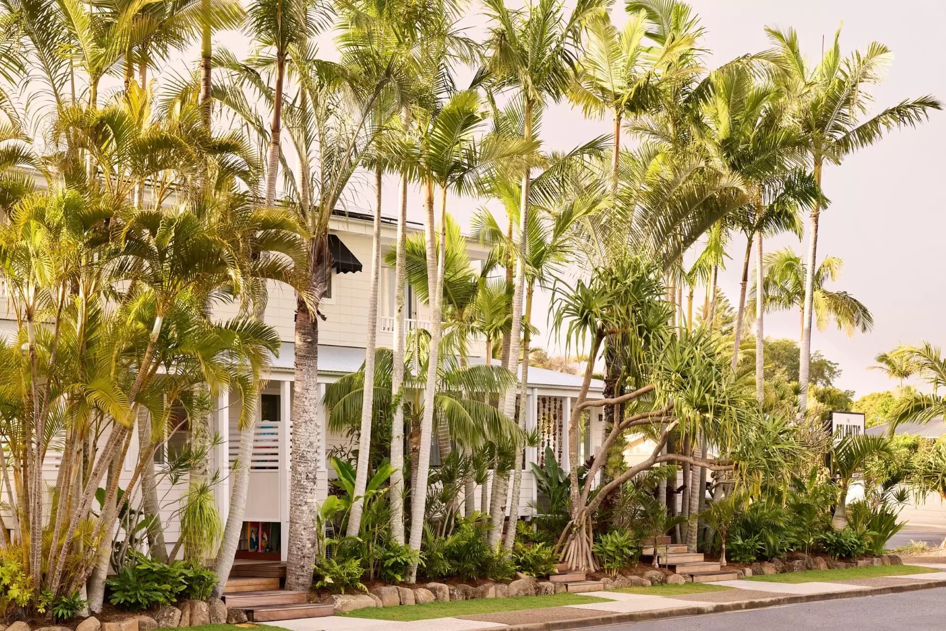 13 Marvell Street, Byron Bay, Byron Bay - Thumbnail 3