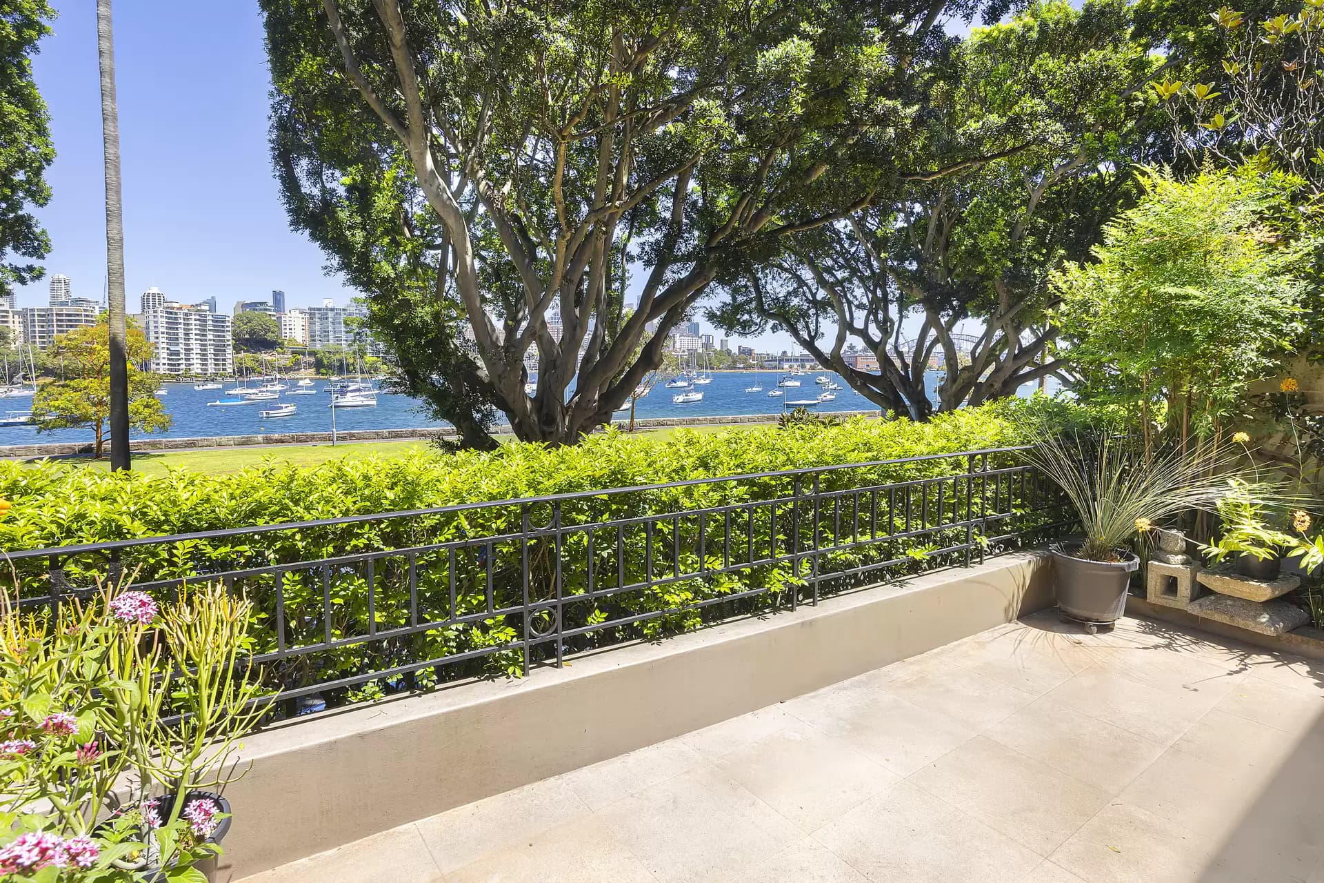 70 & 71 New Beach Road, Darling Point, Darling Point - Thumbnail 5