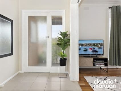 2/13 Arnold Court, Pascoe Vale, VIC, 3044, Pascoe Vale - Thumbnail 3