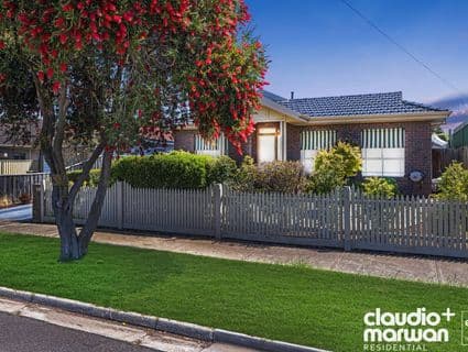 19 Cosmos Street, Glenroy, VIC, 3046, Glenroy - Thumbnail 2