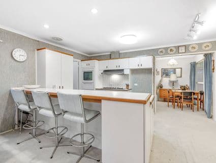 18 Frallon Crescent, Frankston, VIC, 3199, Frankston - Thumbnail 3