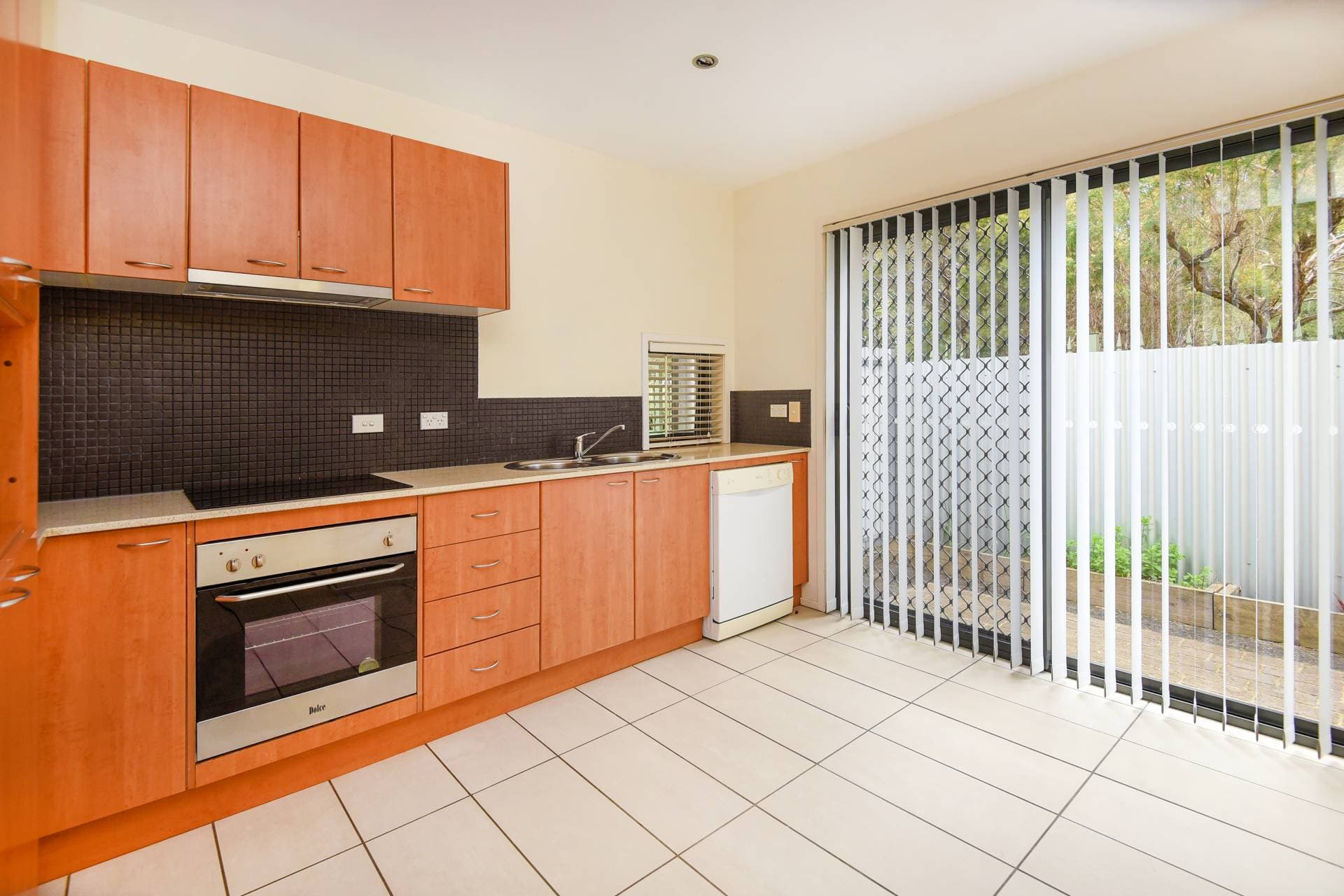 Unit 4,  47 Prince St, Coffs Harbour NSW 2450, Coffs Harbour - Thumbnail 3