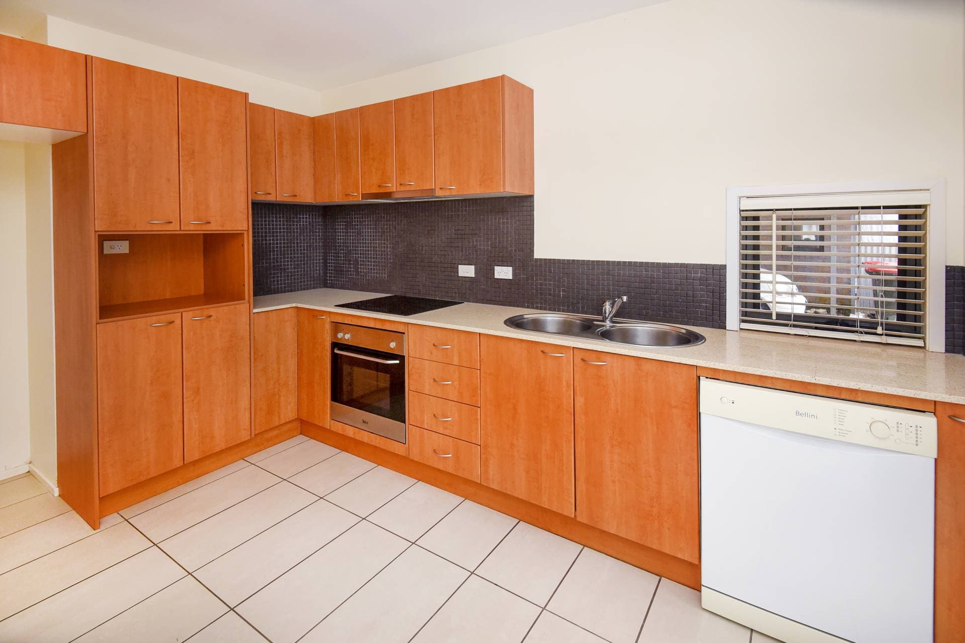 Unit 4,  47 Prince St, Coffs Harbour NSW 2450, Coffs Harbour - Thumbnail 5
