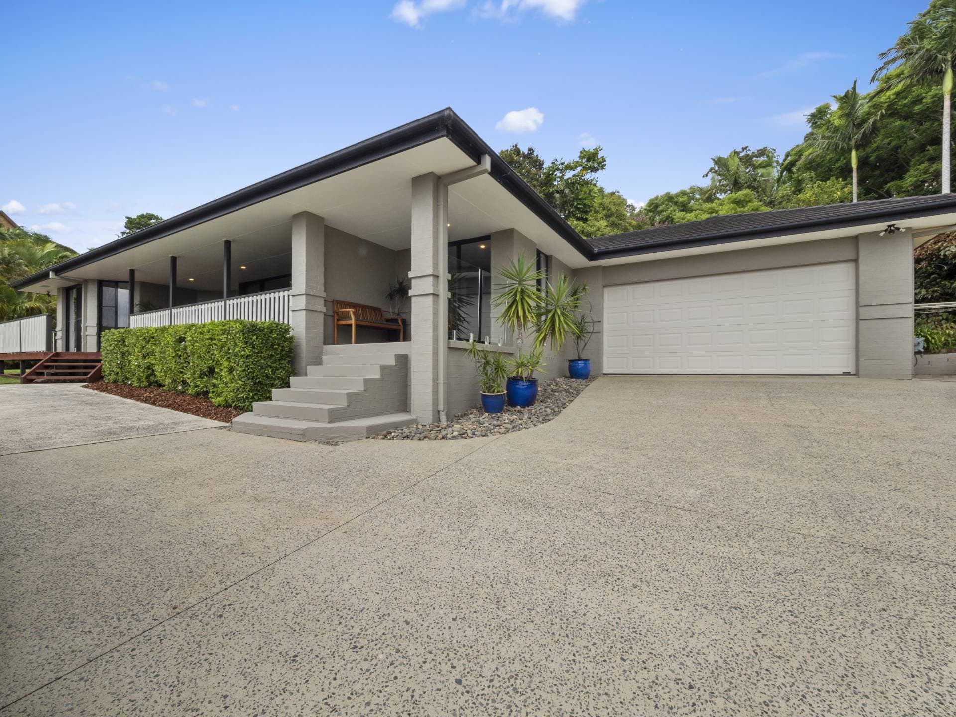 2B Anniversary Pl, Coffs Harbour - Thumbnail 2
