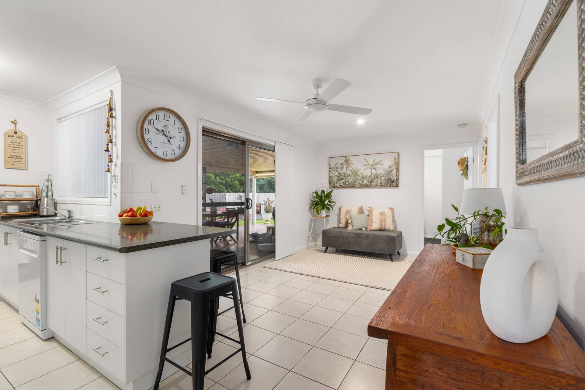 20 Carrall Cl, Coffs Harbour - Thumbnail 4