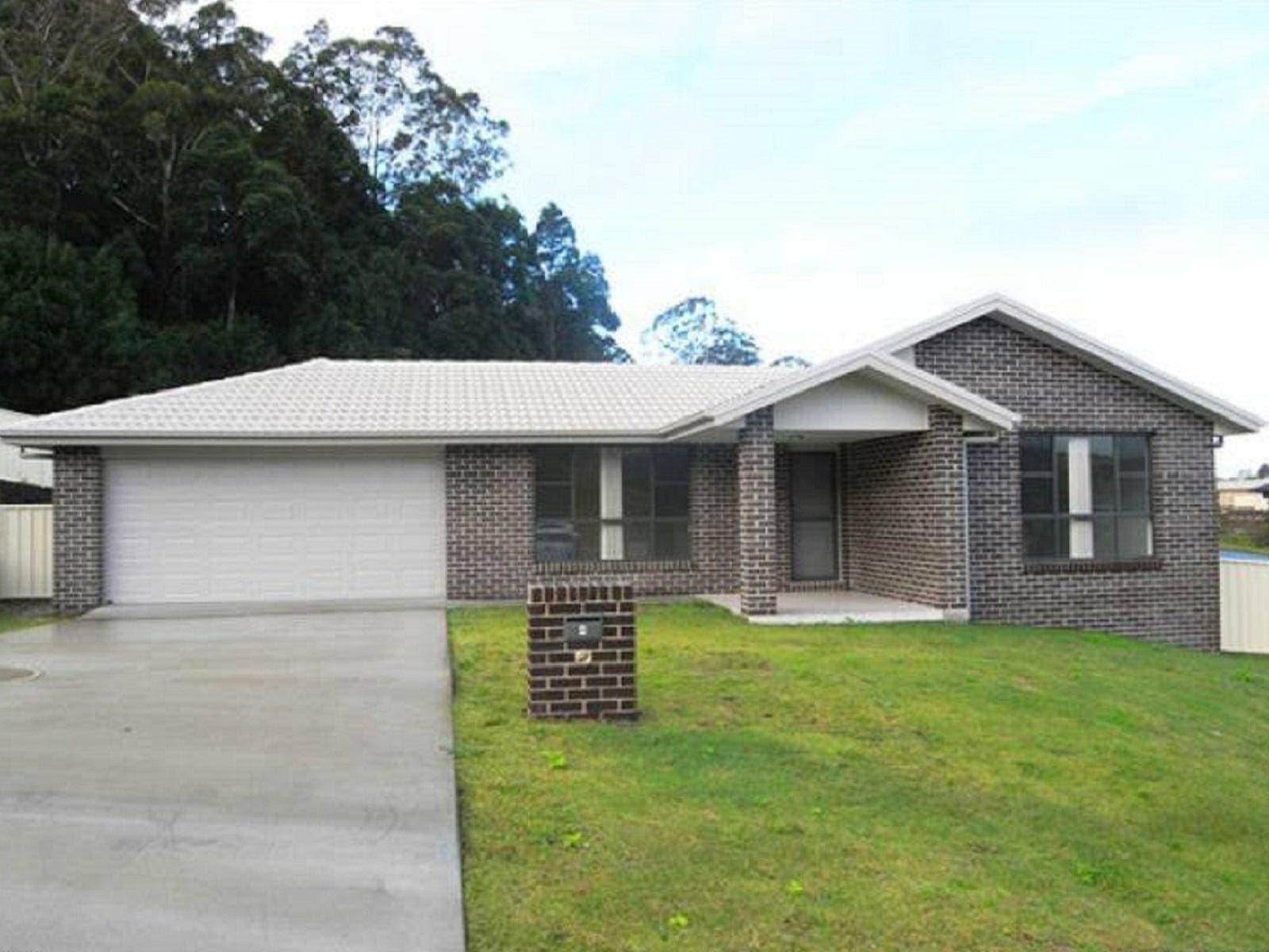 4 Brennan Ct, Coffs Harbour NSW 2450, Coffs Harbour - Thumbnail 2