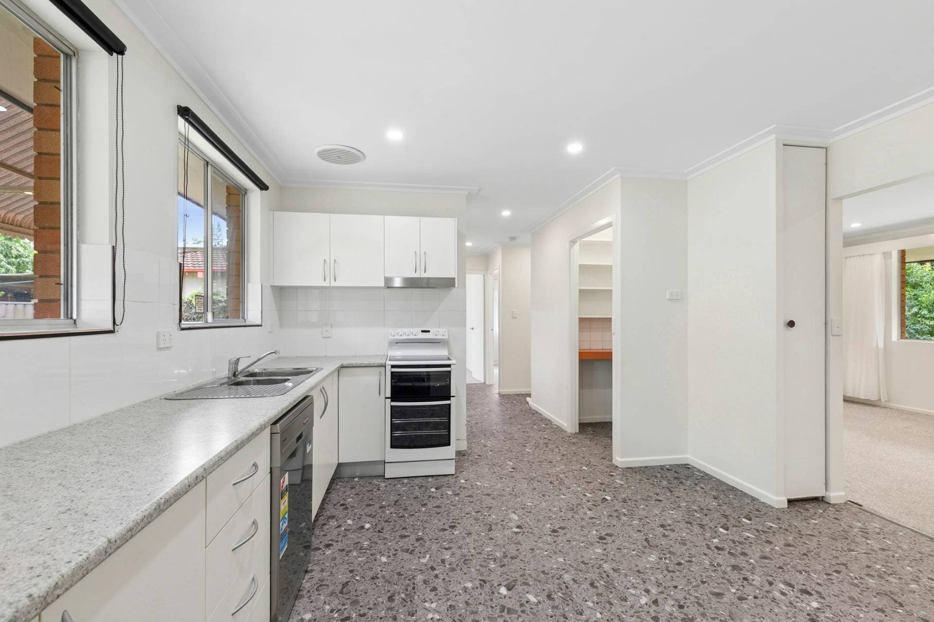 25 Plantation Ave, Coffs Harbour - Thumbnail 3