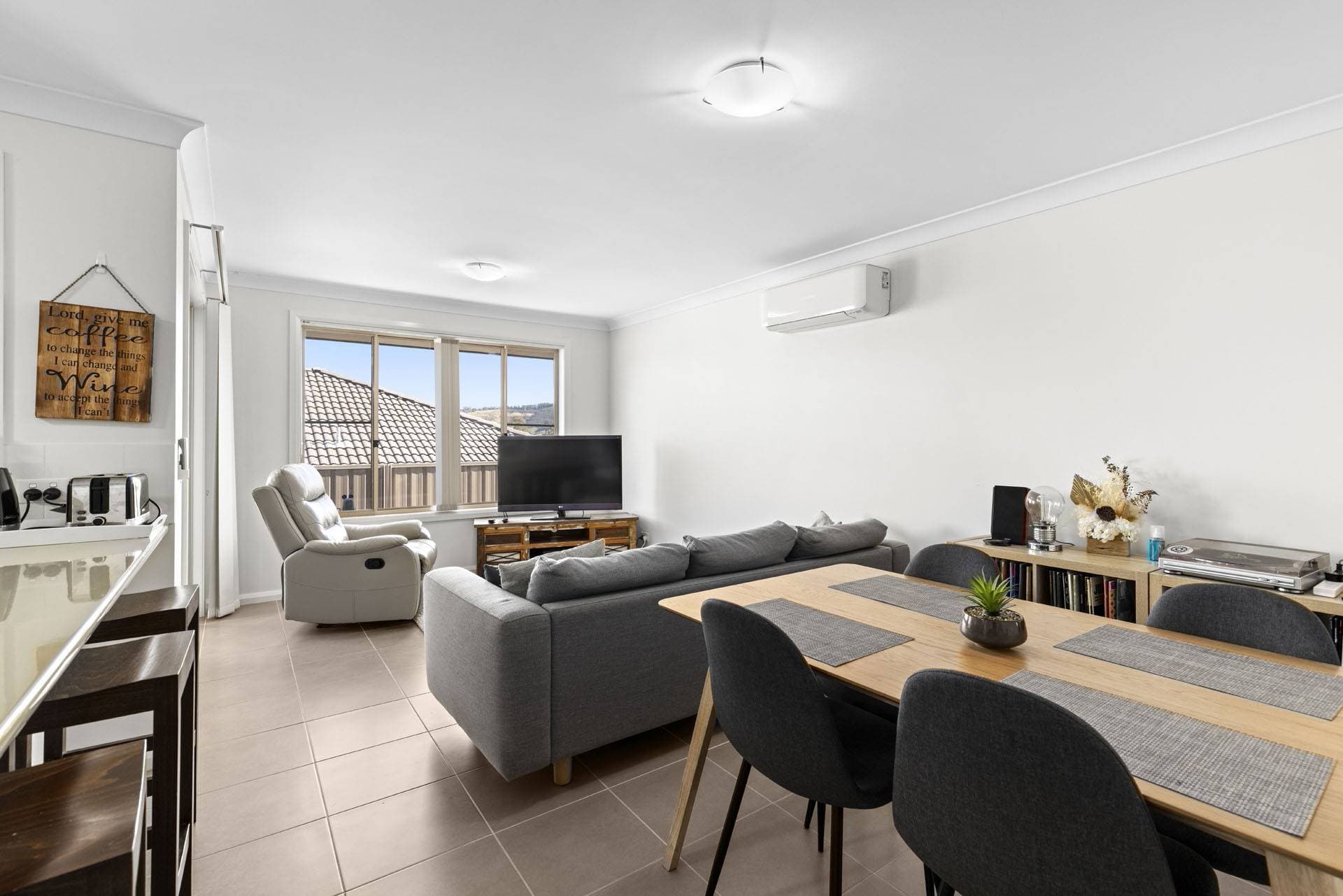 27 Rigoni Cres, Coffs Harbour - Thumbnail 4