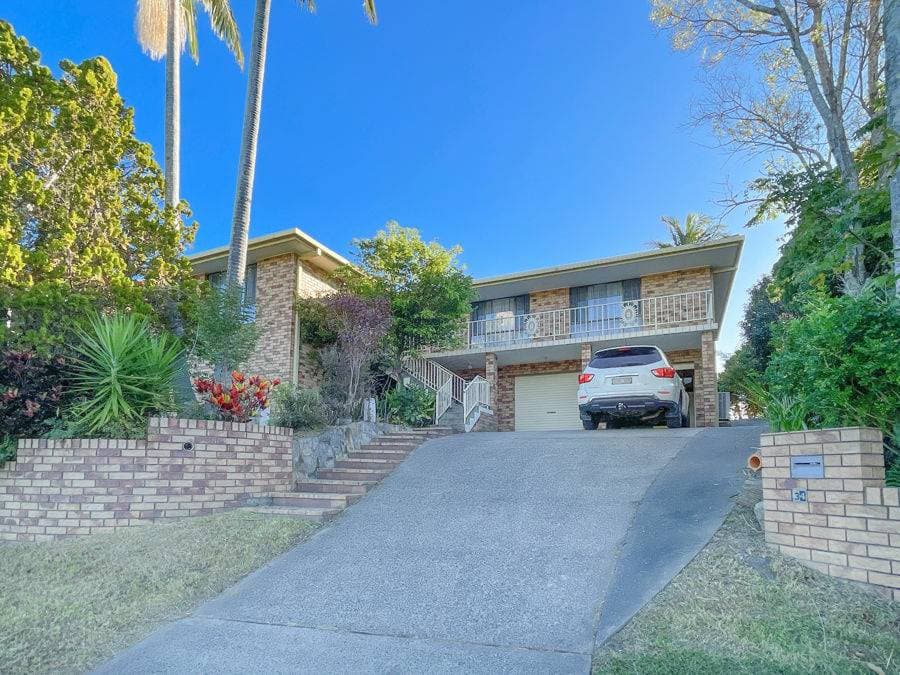 34 Pearce Dr, Coffs Harbour - Image 1