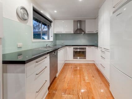 34 Airlie Grove, Seaford, VIC, 3198, Seaford - Thumbnail 2