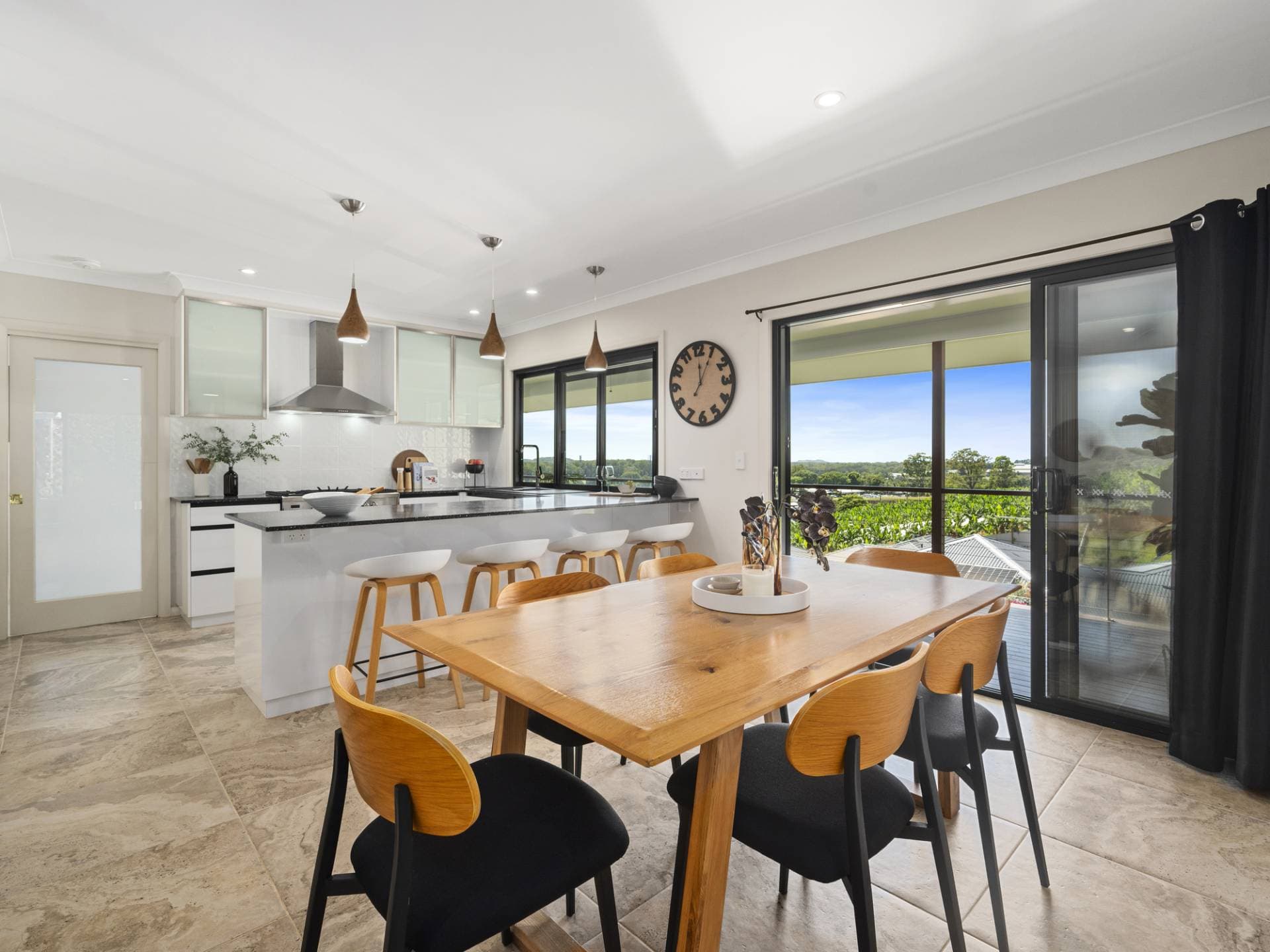 15 Royal Poinciana Way, Coffs Harbour - Thumbnail 6