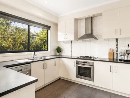 2B Wykeham Court, Frankston, VIC, 3199, Frankston - Thumbnail 3