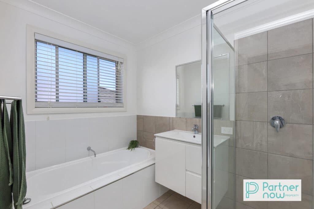 8 Bellas Way, TAMWORTH NSW 2340, Tamworth - Thumbnail 5